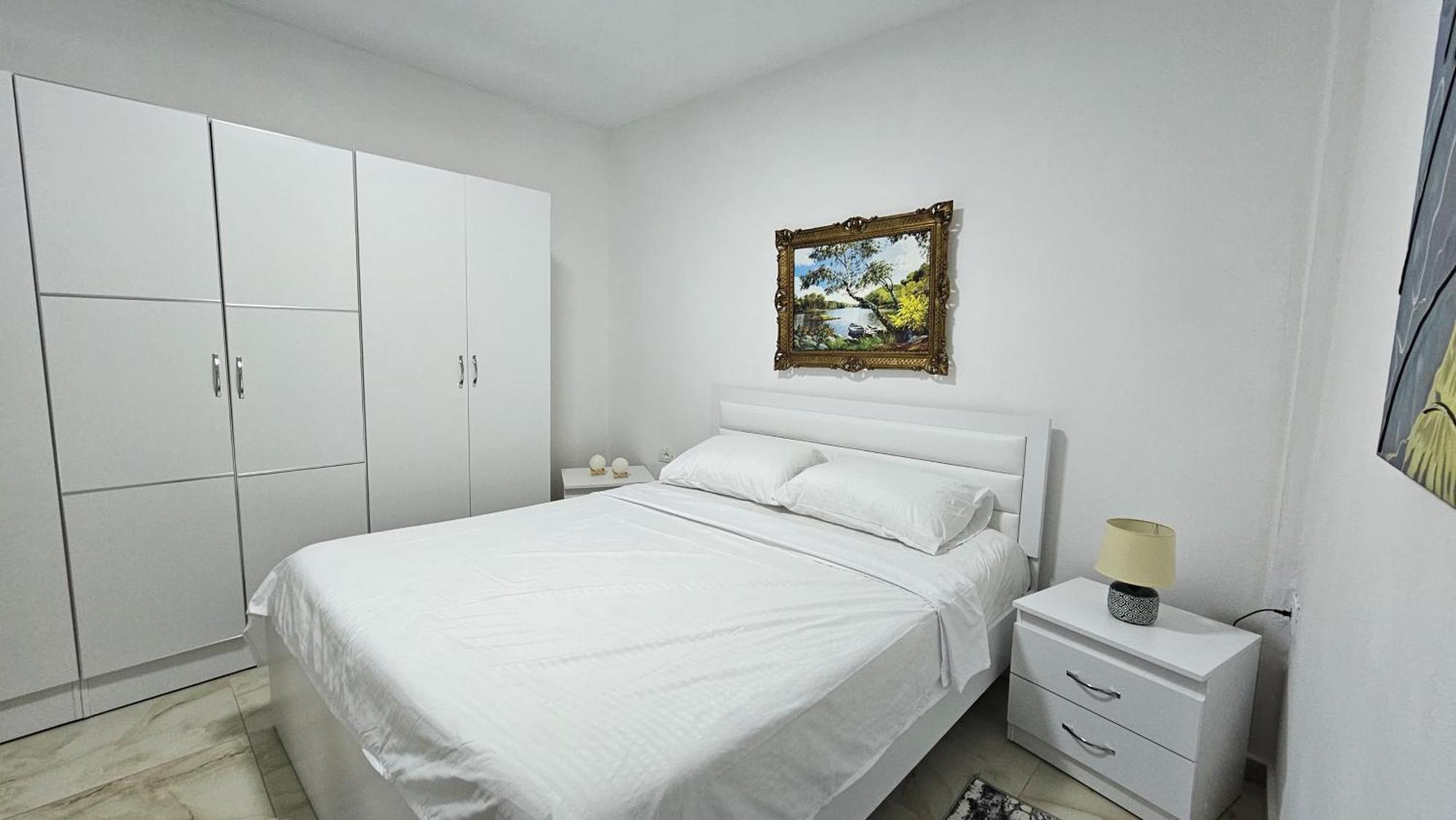 Guesthouse Albi Berat Luaran gambar